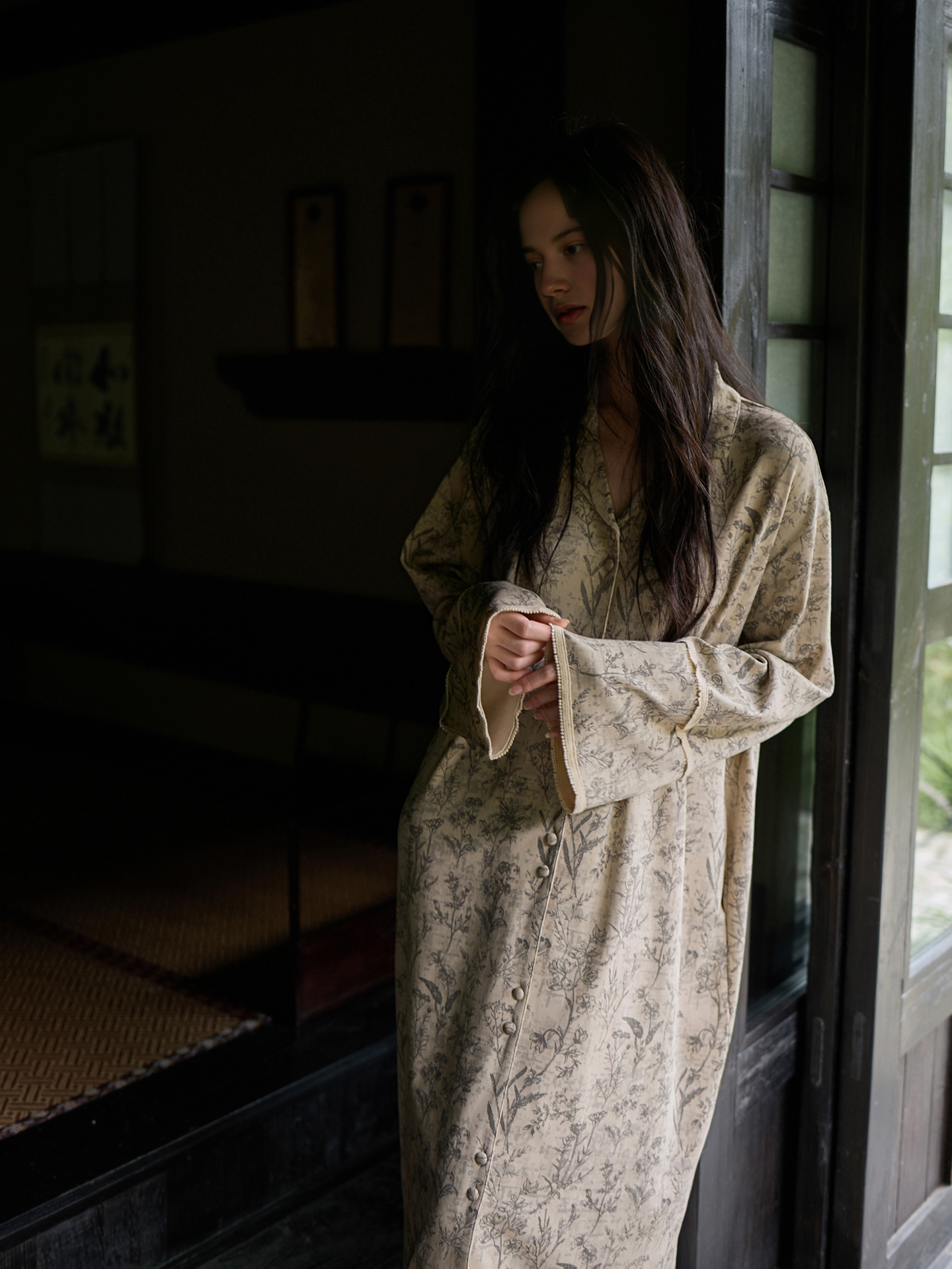 094 Dress pajama with vintage floral print 3