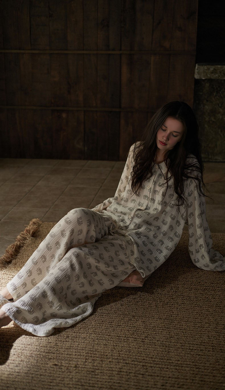 096 Saber-toothed tiger matching Pajama set