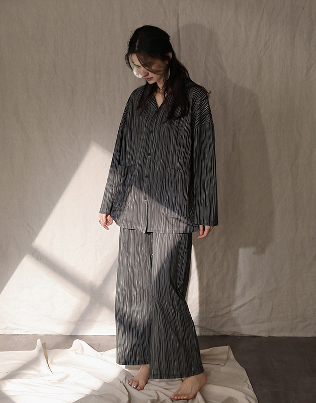 099 Couple's pajama black strip